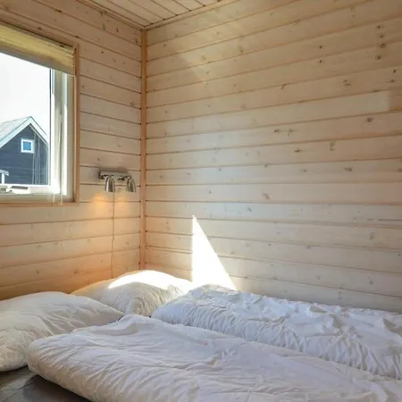 4 Star In Thyborøn